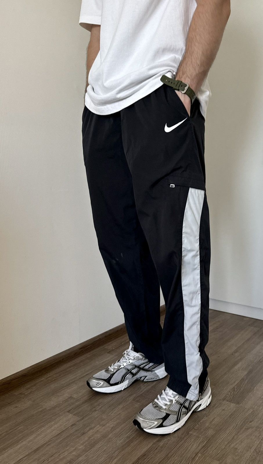 Nike Vintage Y2K Nike Track Drill Nylon Air Max Joggers Sk8 Pants Size US 32 / EU 48 - 1 Thumbnail