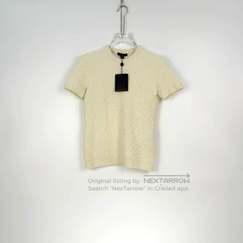 Louis Vuitton Louis Vuitton White full logo sheep wool short sleeve swea Size US S / EU 44-46 / 1 - 3 Thumbnail