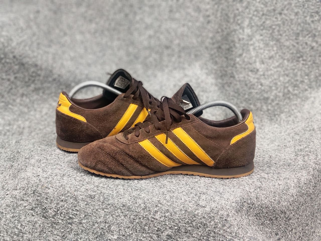 Adidas Adidas Vintage Y2K Style brown Yellow trendy suede sneakers Size US 8.5 / EU 41-42 - 14 Thumbnail