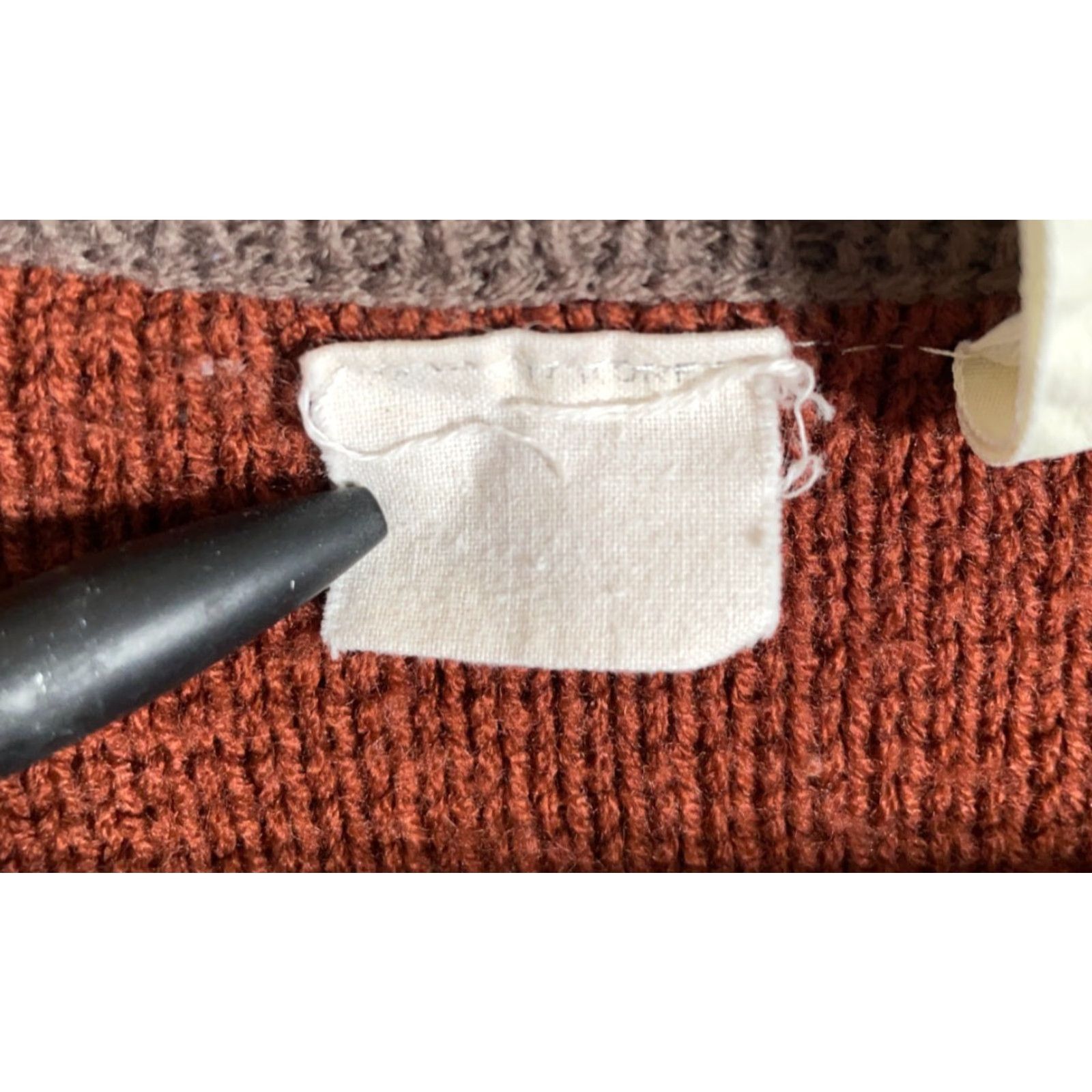 Vintage VINTAGE Alfie California Sweater Mens M Sweatshirt Knit V-Neck Chunky Pullover 70s 80s Preppy Retro Brown Red Beige Striped Regular Fit Long Sleeve Size US M / EU 48-50 / 2 - 4 Thumbnail
