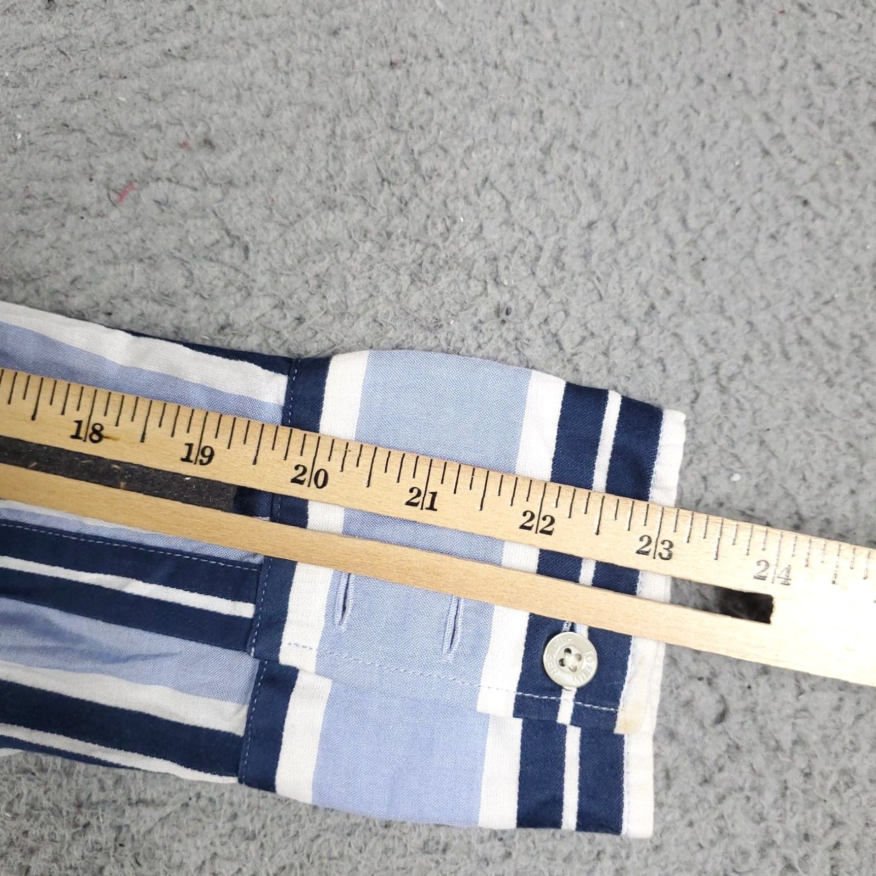 Tommy Hilfiger Tommy Hilfiger Women's Button-Up Shirt Size 6 Blue Striped Long Sleeve Casual Modern Preppy Size M / US 6-8 / IT 42-44 - 7 Thumbnail