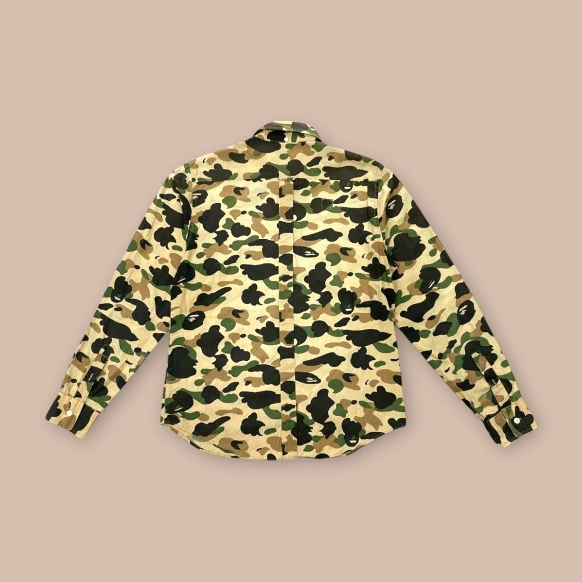 Bape A Bathing Ape Camo Button-up L/S Shirt Size US M / EU 48-50 / 2 - 3 Thumbnail