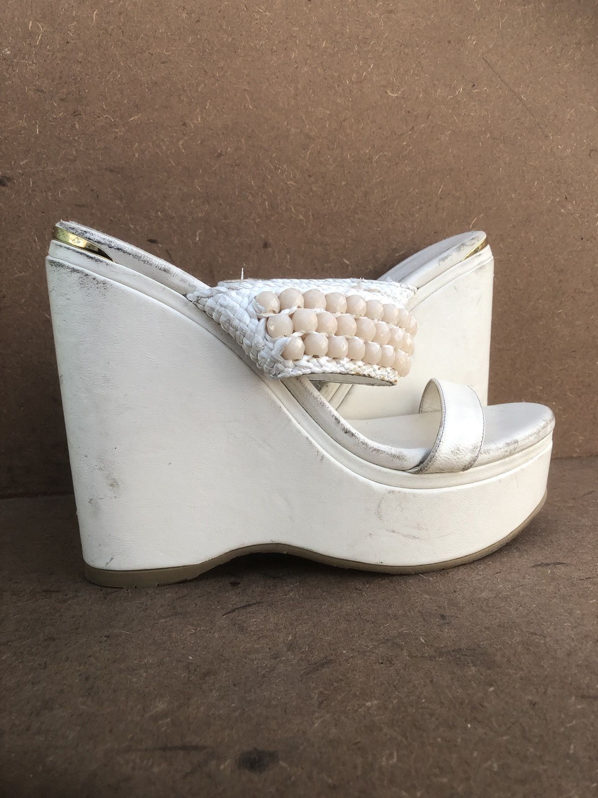 Jimmy Choo Jimmy Choo white Calfskin Leather Women’s pumps Size 39 Size US 9 / IT 39 - 4 Thumbnail