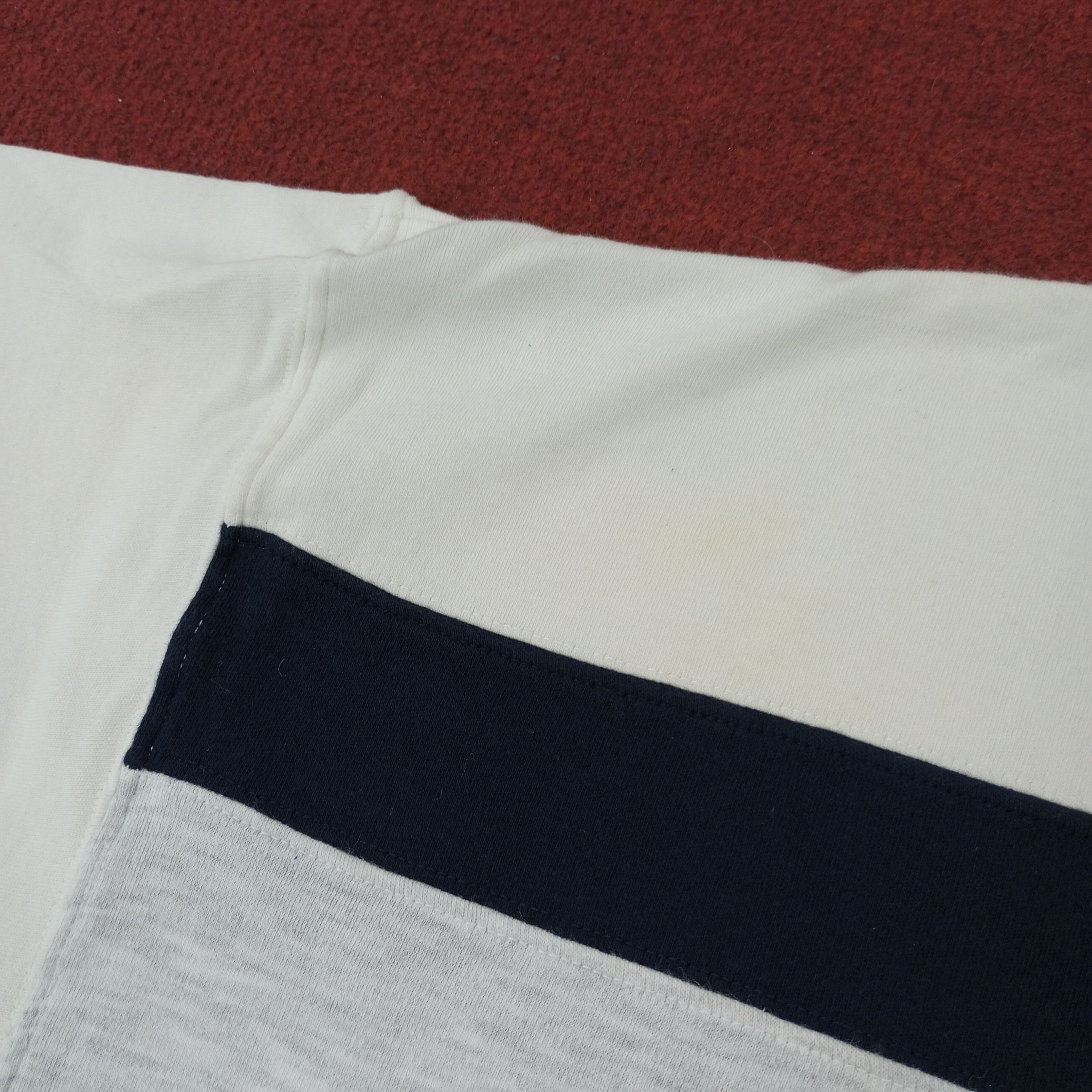 Gianni Valentino × Vintage Gianni Valentino Italy Logo Spellout Design Tshirt c219n25 Size US XXL / EU 58 / 5 - 5 Thumbnail