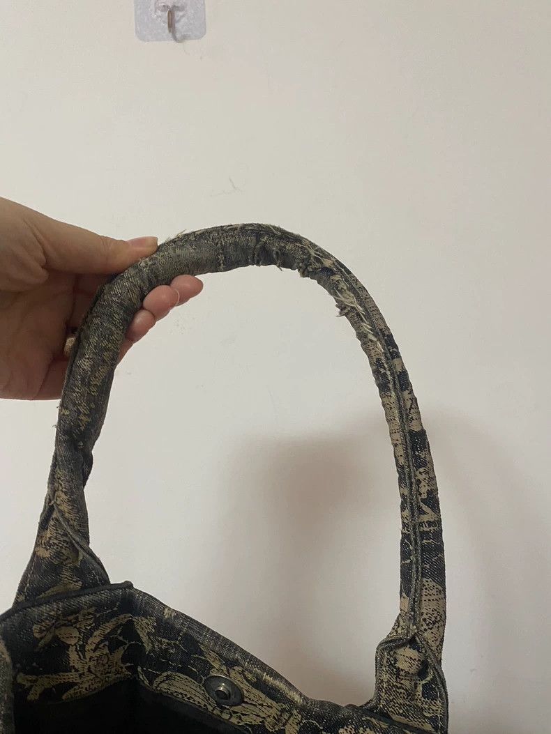Vivienne Westwood Vivienne Westwood size os Ribbon printed handbag Size ONE SIZE - 7 Thumbnail
