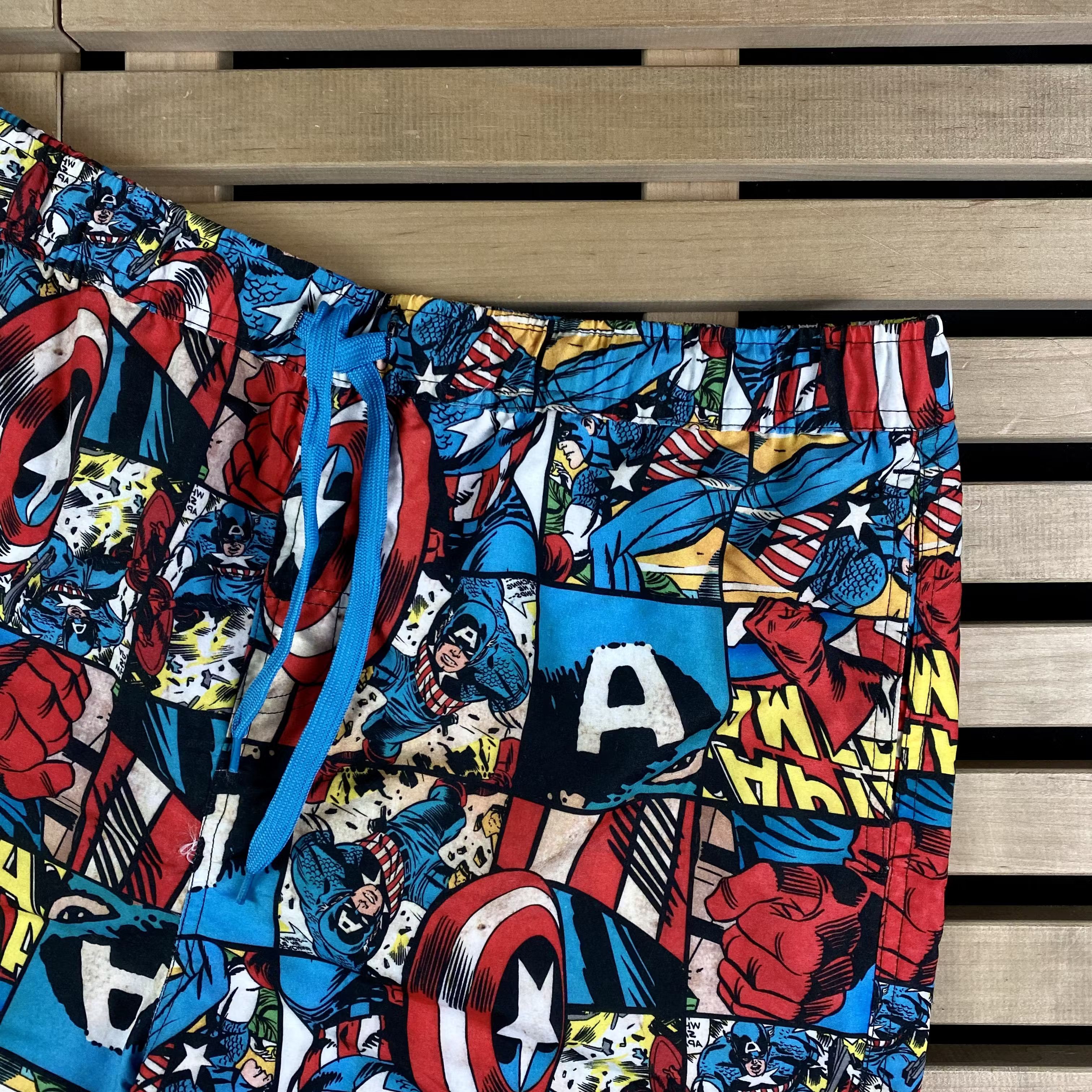 Marvel Comics Mens Shorts Full Print Marvel Size L Size US 34 / EU 50 - 2 Thumbnail