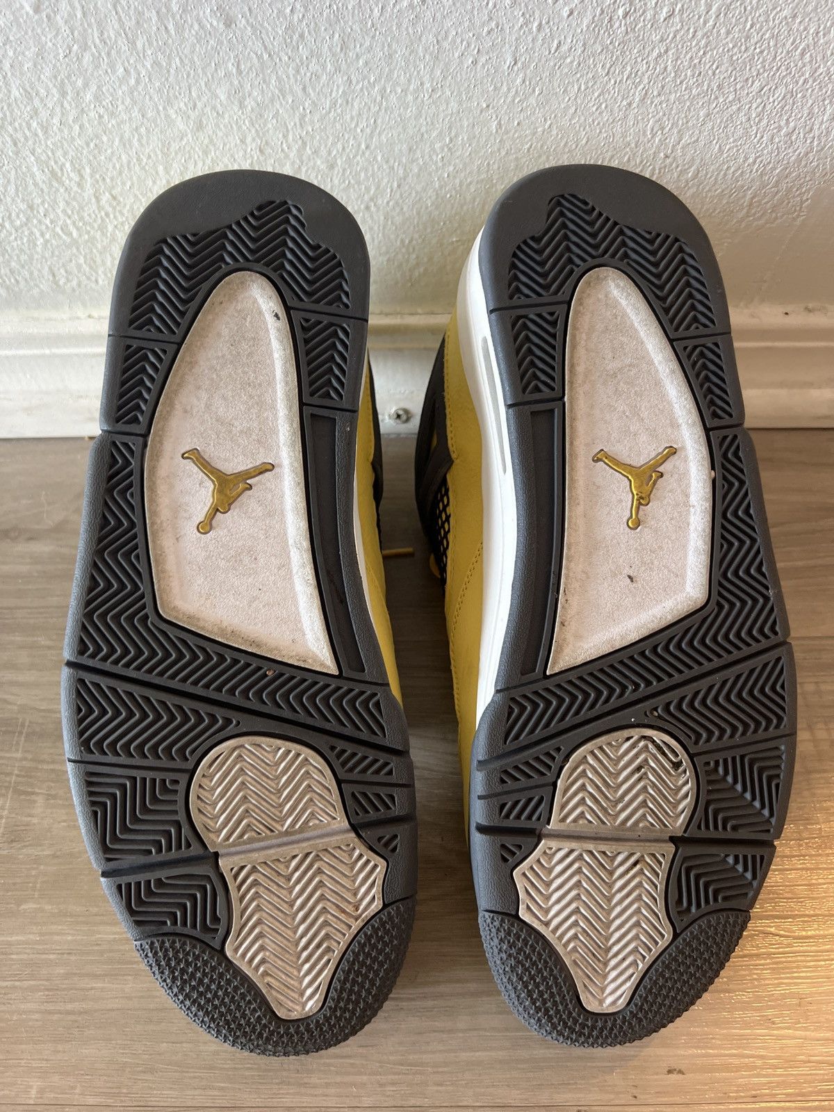 Jordan Brand Jordan 4 Lightning (2021) Size US 10.5 / EU 43-44 - 5 Thumbnail