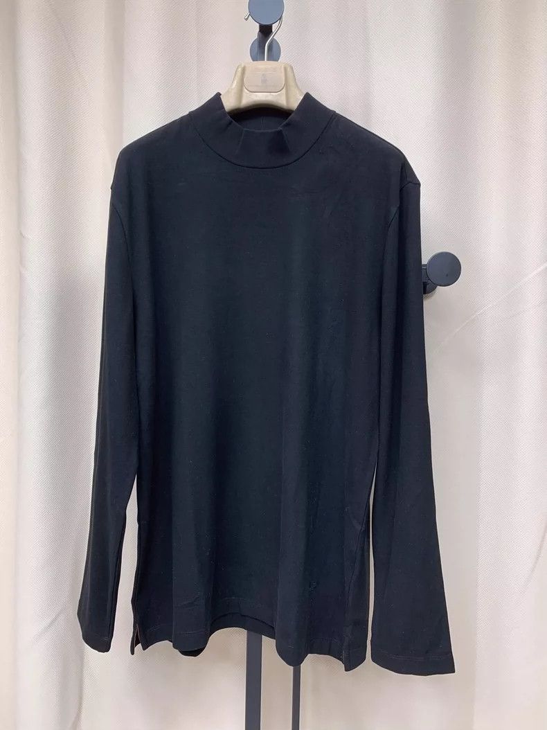 Loro Piana LORO PIANA Small half high collar bottom LP press worded w Size US XL / EU 56 / 4 - 9 Thumbnail