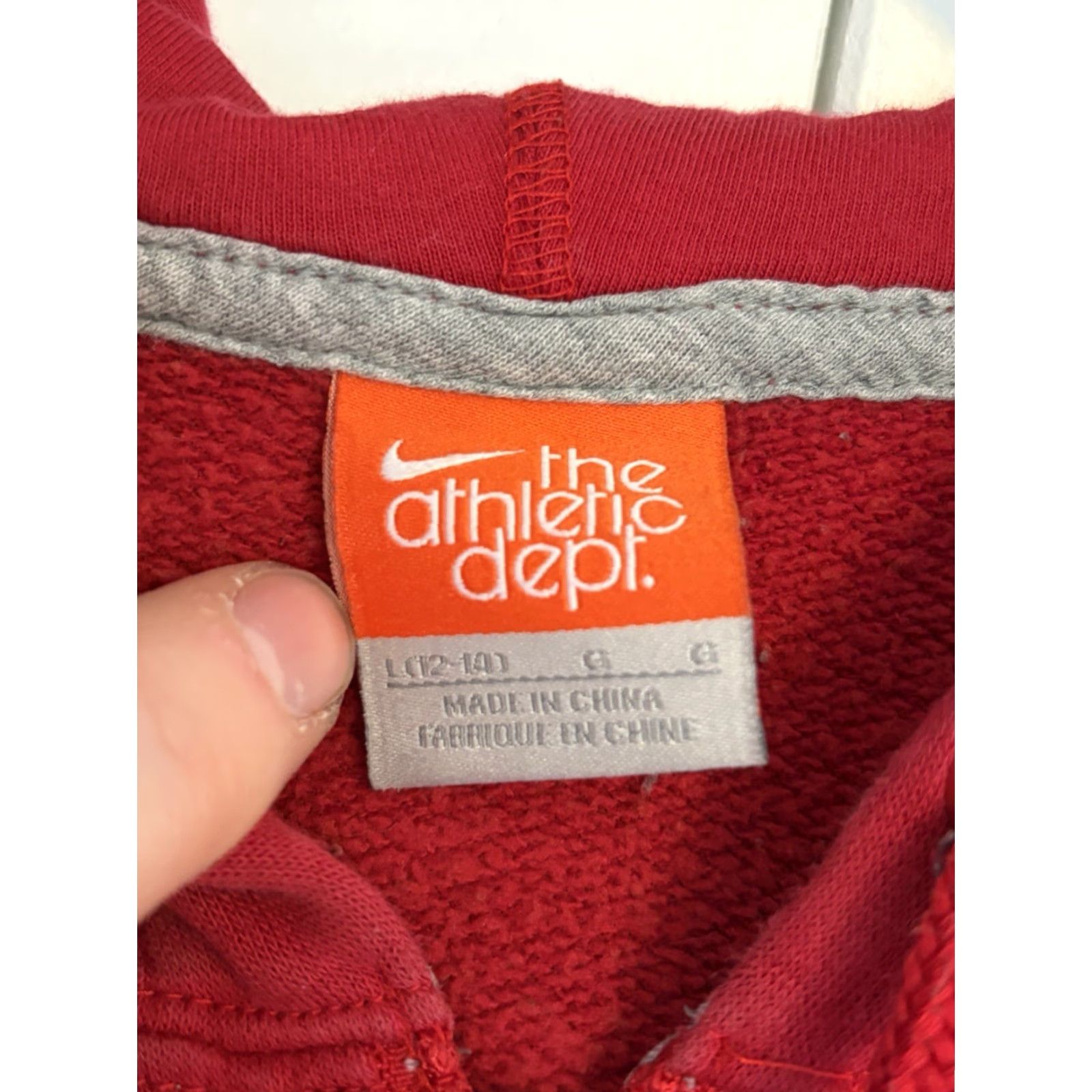 Nike Nike Jacket Womens Full Zip Athletic Dept Hoodie L Red Embroidered Logo Pockets Outdoor Windbreaker w/Logo Size L / US 10 / IT 46 - 5 Thumbnail