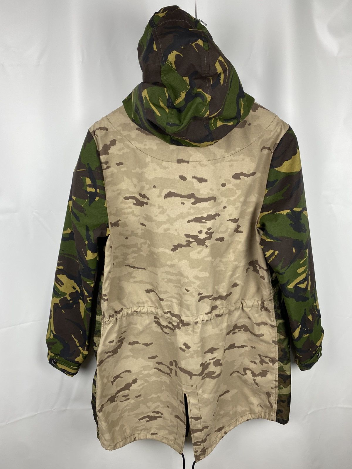 LC23 LC23 Italy Camouflage Parka Fishtail Waterproof Men size S Size US S / EU 44-46 / 1 - 2 Thumbnail