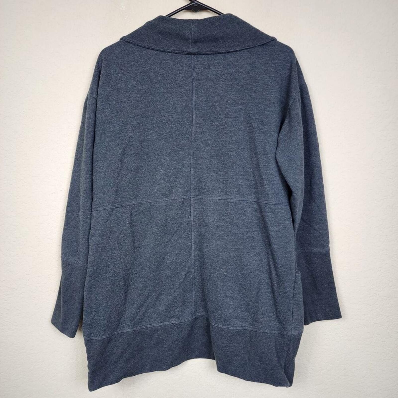 Eddie Bauer Eddie Bauer Medium Grey Cardigan Sweater Size M / US 6-8 / IT 42-44 - 4 Thumbnail