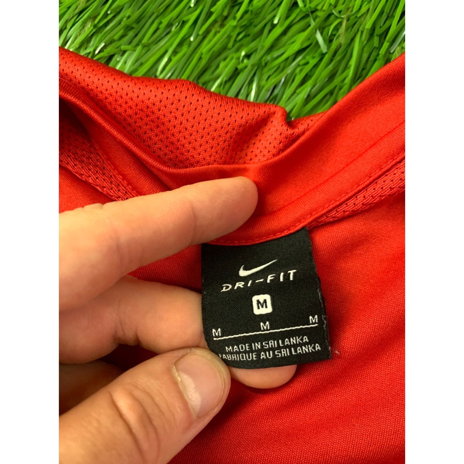 Nike Nike Academy Dri-FIT Football Shirt Men M Red 2016 Jersey T-Shirt Size M, Nike Dri-FIT, Short Sleeve, Crew Neck Size US M / EU 48-50 / 2 - 6 Thumbnail