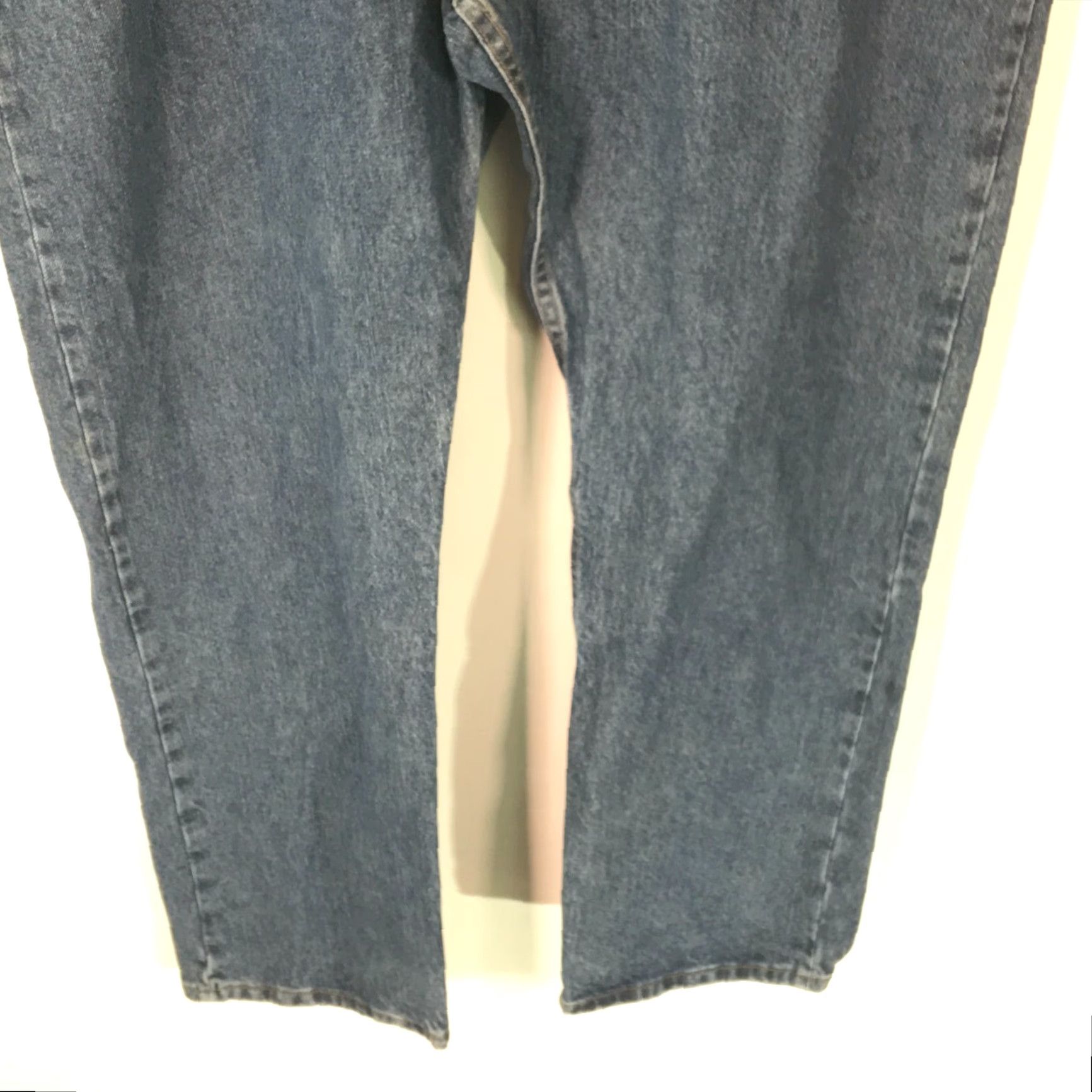 Wrangler Wrangler Mens Casual Regular Jeans Blue 48X30 Regular 100% Cotton Denim Straight Belt Loops 5-Pocket Rustler by Wrangler Mens Jeans blue Regular 48X30 Size US 32 / EU 48 - 5 Thumbnail