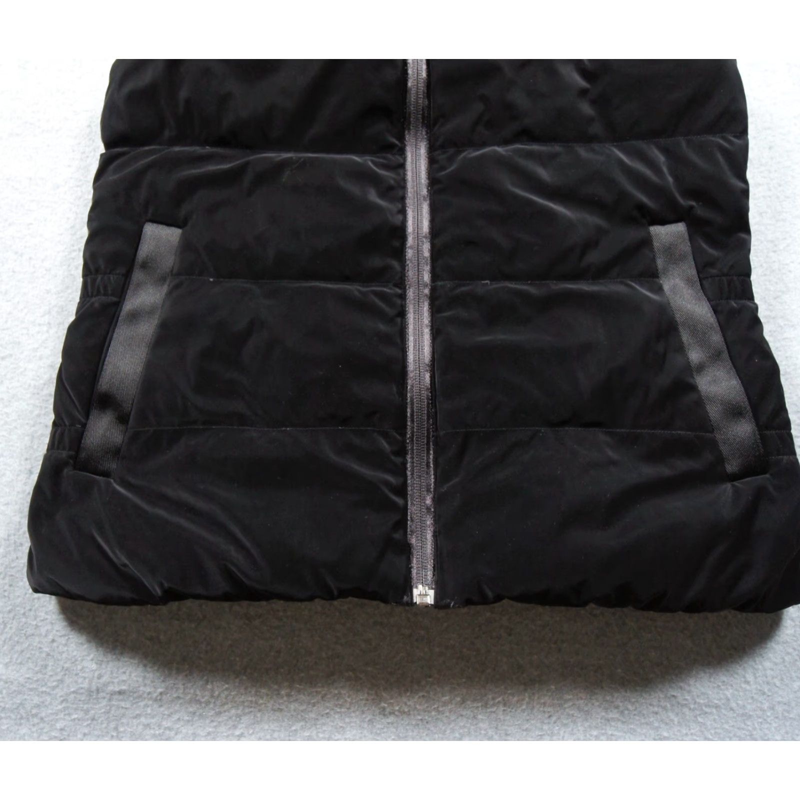 Athleta Athleta Jacket Womens Small Black Puffer Vest Goose Down Fill Outdoors Ladies Size S / US 4 / IT 40 - 3 Thumbnail