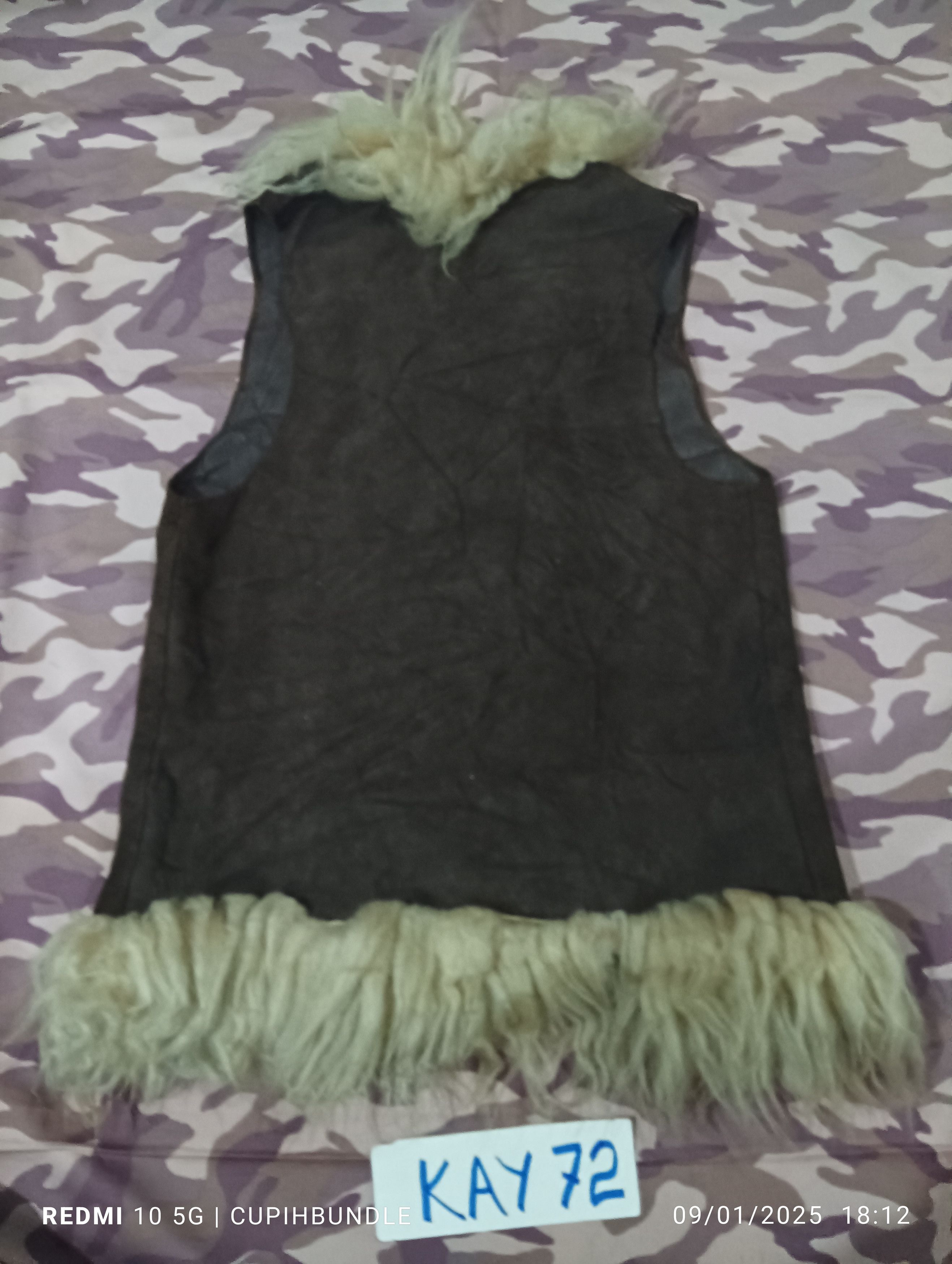 New Zealand Outback NEW ZEALAND SUEDE VEST Size US S / EU 44-46 / 1 - 3 Thumbnail