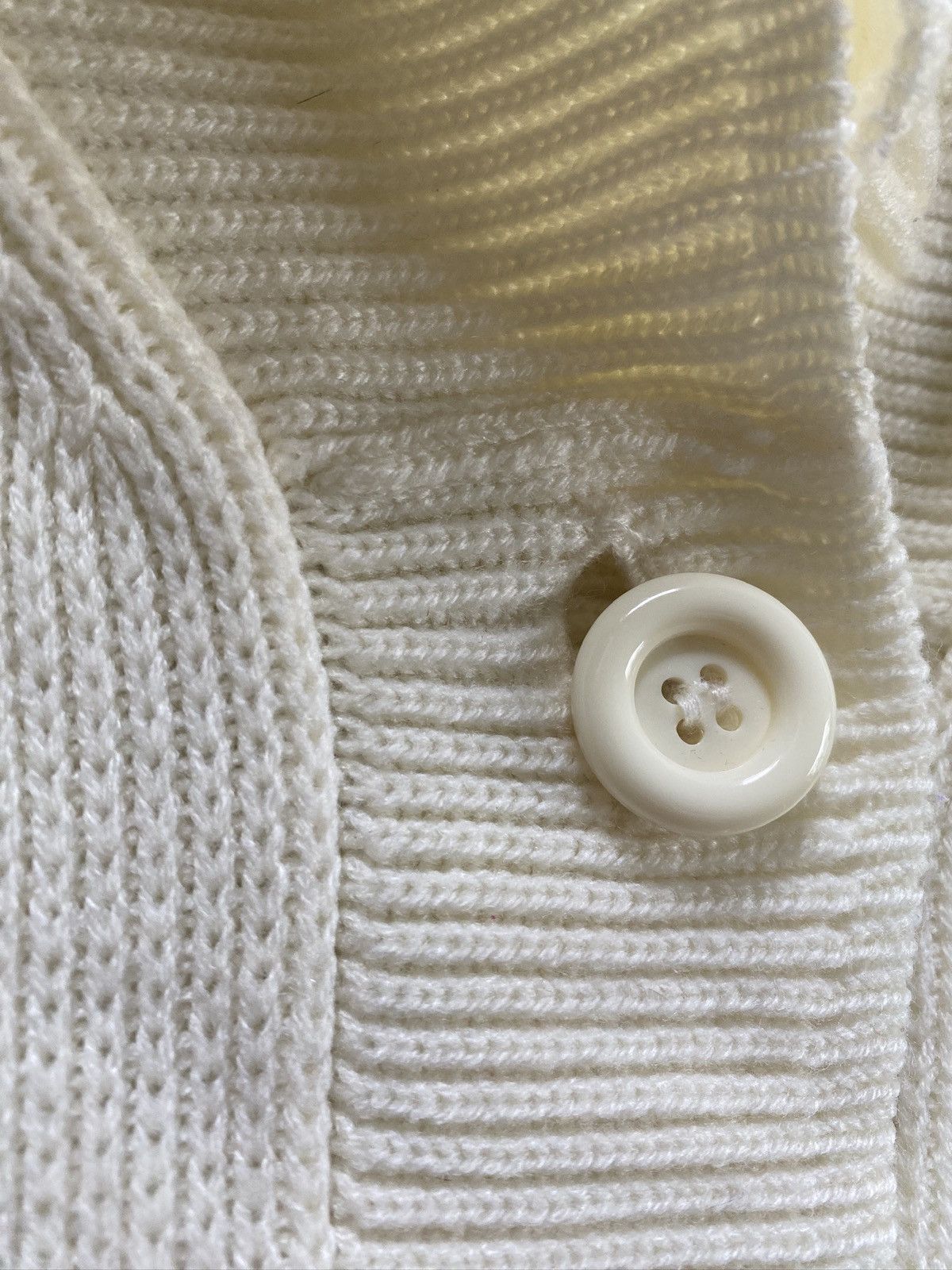 Sears Vintage 70’s Sears Women’s Cream Cowl Neck Cardigan Sweater Size M / US 6-8 / IT 42-44 - 6 Thumbnail