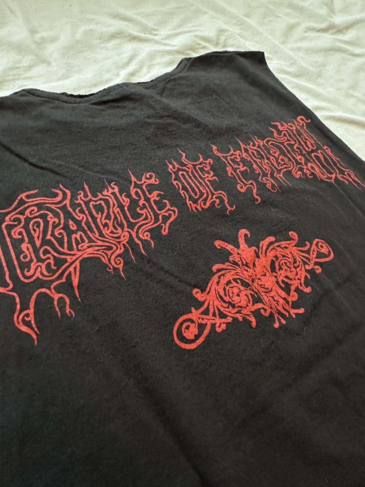 Band Tees cradle of filth late 90’s cross tee Size US L / EU 52-54 / 3 - 6 Thumbnail