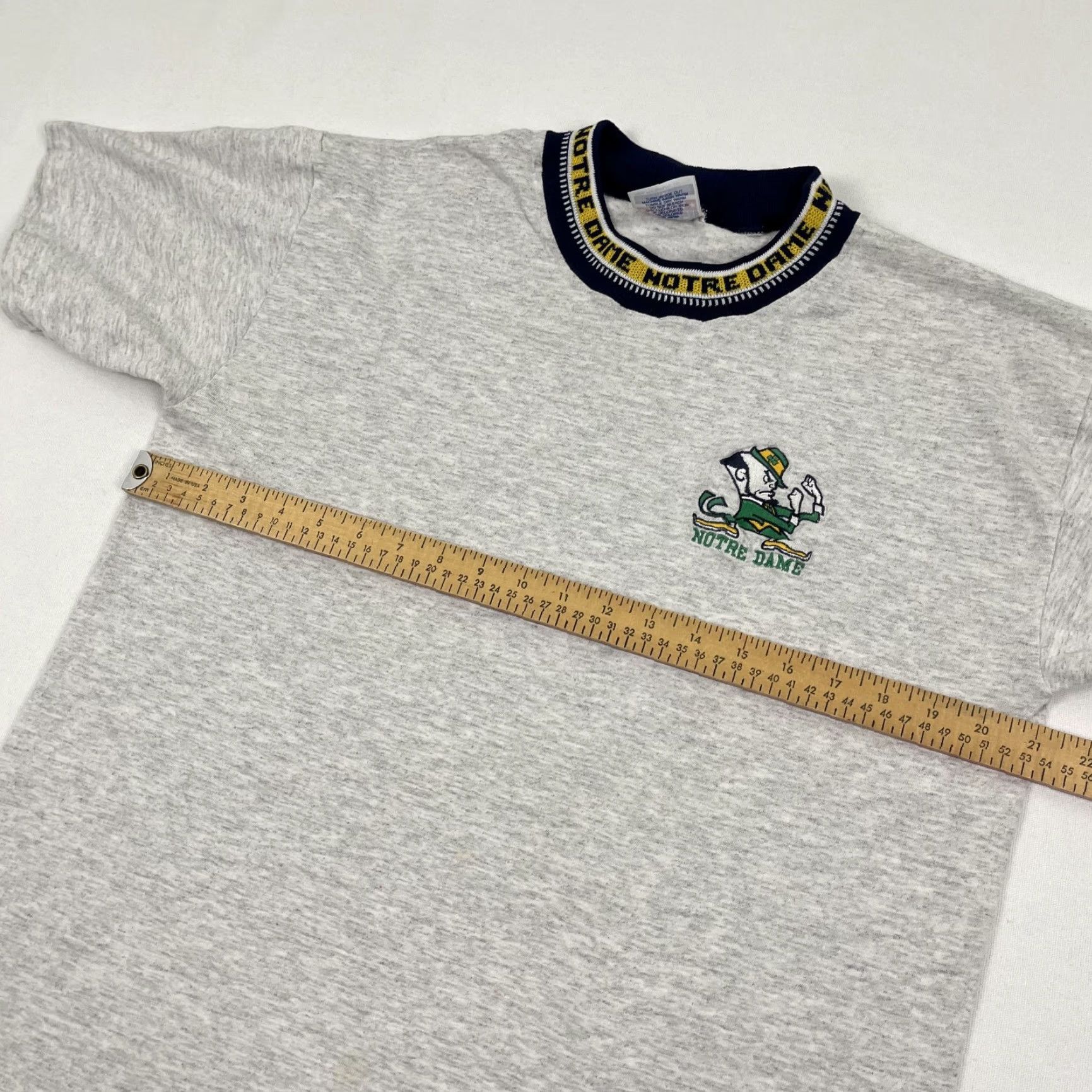 Etro VTG Notre Dame Fighting Irish Shirt Men Large Gray Ring Collar Retro Made in USA Size US L / EU 52-54 / 3 - 6 Thumbnail