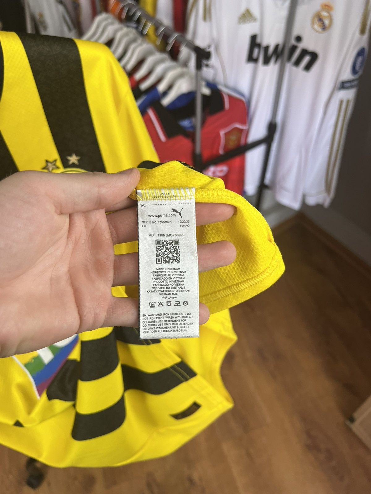 Puma Soccer Jersey Puma Borussia Dortmund 2022/23 Bellingham #22 Size US L / EU 52-54 / 3 - 12 Thumbnail