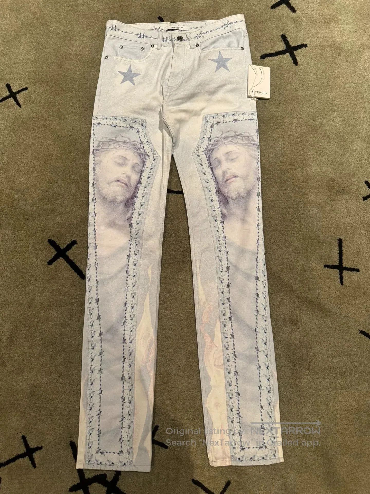 Givenchy givenchy paris jesus print denim pants. Size US 31 - 1 Thumbnail