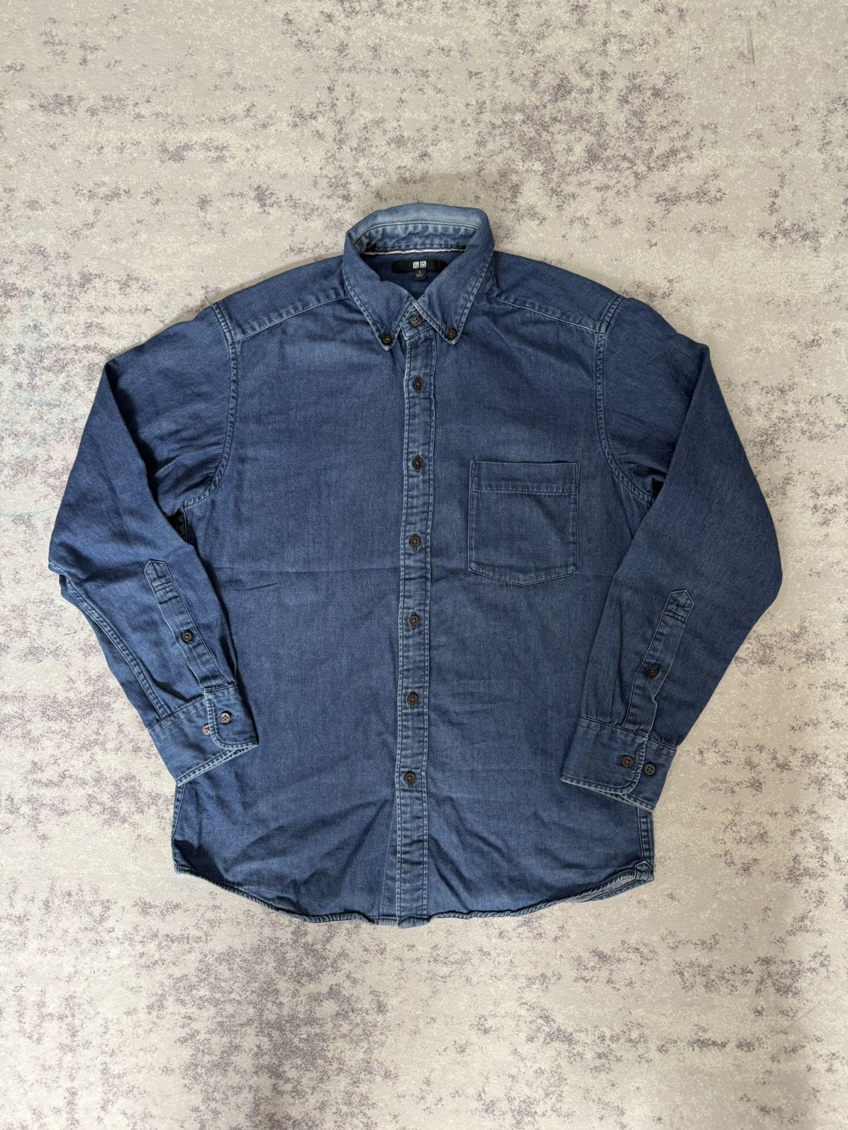 Uniqlo UNIQLO INDIGO BLUE DENIM BUTTON UP SHIRT Size US XS / EU 42 / 0 - 3 Thumbnail