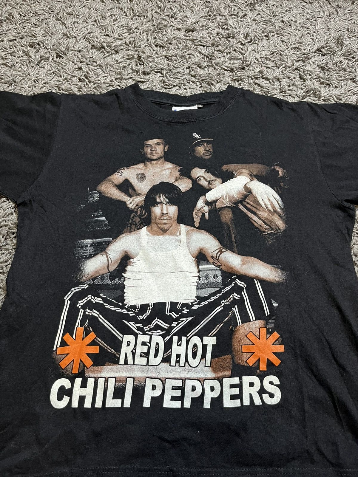 Band Tees RED HOT CHILI PEPPERS BY THE WAY ERA RHCP VINTAGE T-SHIRT Size US S / EU 44-46 / 1 - 2 Thumbnail
