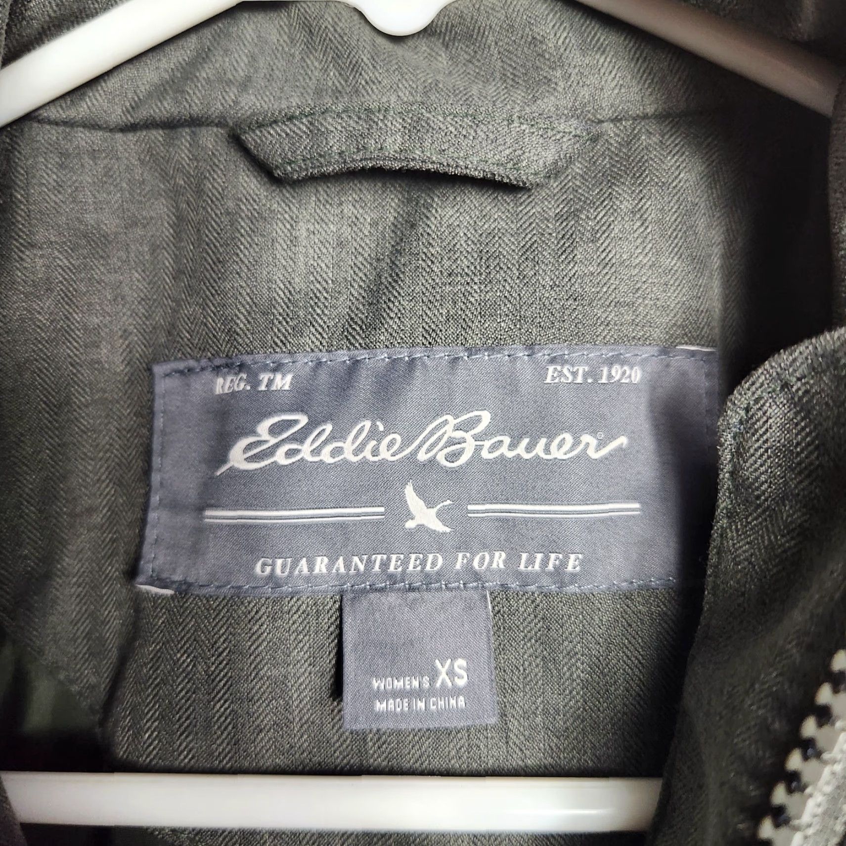 Eddie Bauer Eddie Bauer Womens Green Girl on the Go Waterproof Trench Coat XS Coat Womens Green Girl on the Go Waterproof Trench Coat SAXS? Size XS / US 0-2 / IT 36-38 - 3 Thumbnail