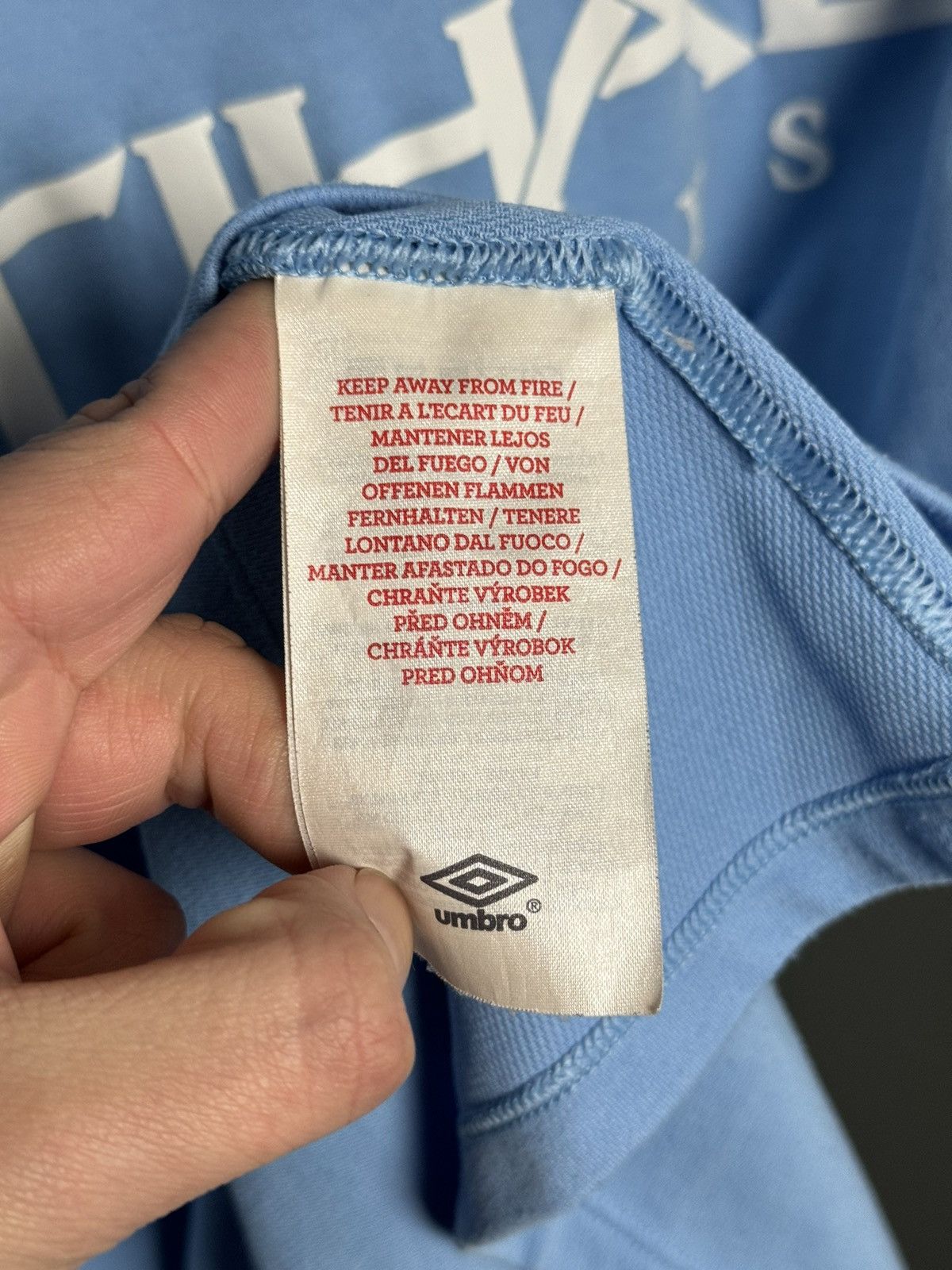 Umbro Manchester City 09/10 Home Football Soccer Jersey T-Shirt Size US M / EU 48-50 / 2 - 13 Thumbnail