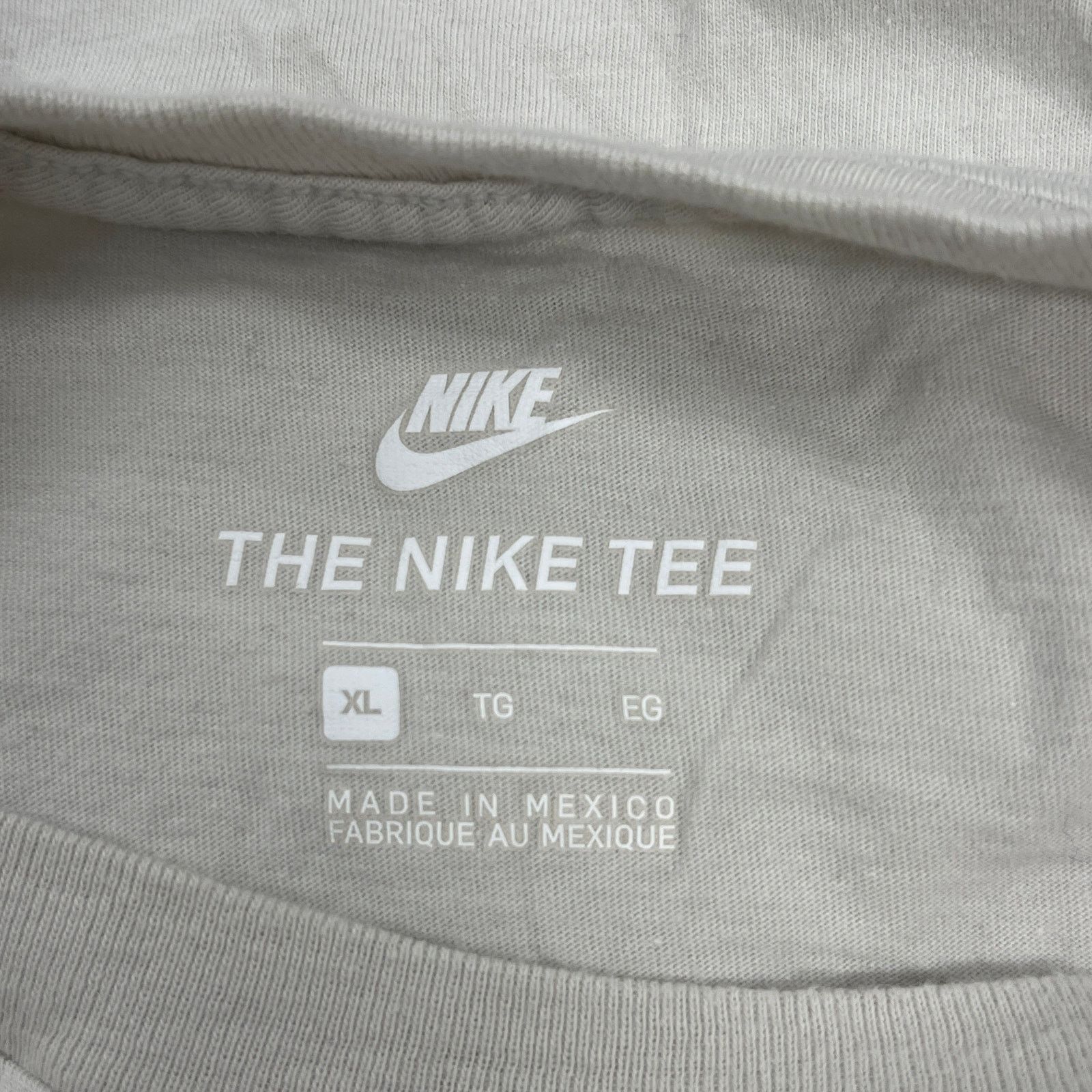 Nike Nike Sportswear Los Angeles Swoosh Logo Graphic T Shirt XL Size US XL / EU 56 / 4 - 3 Thumbnail