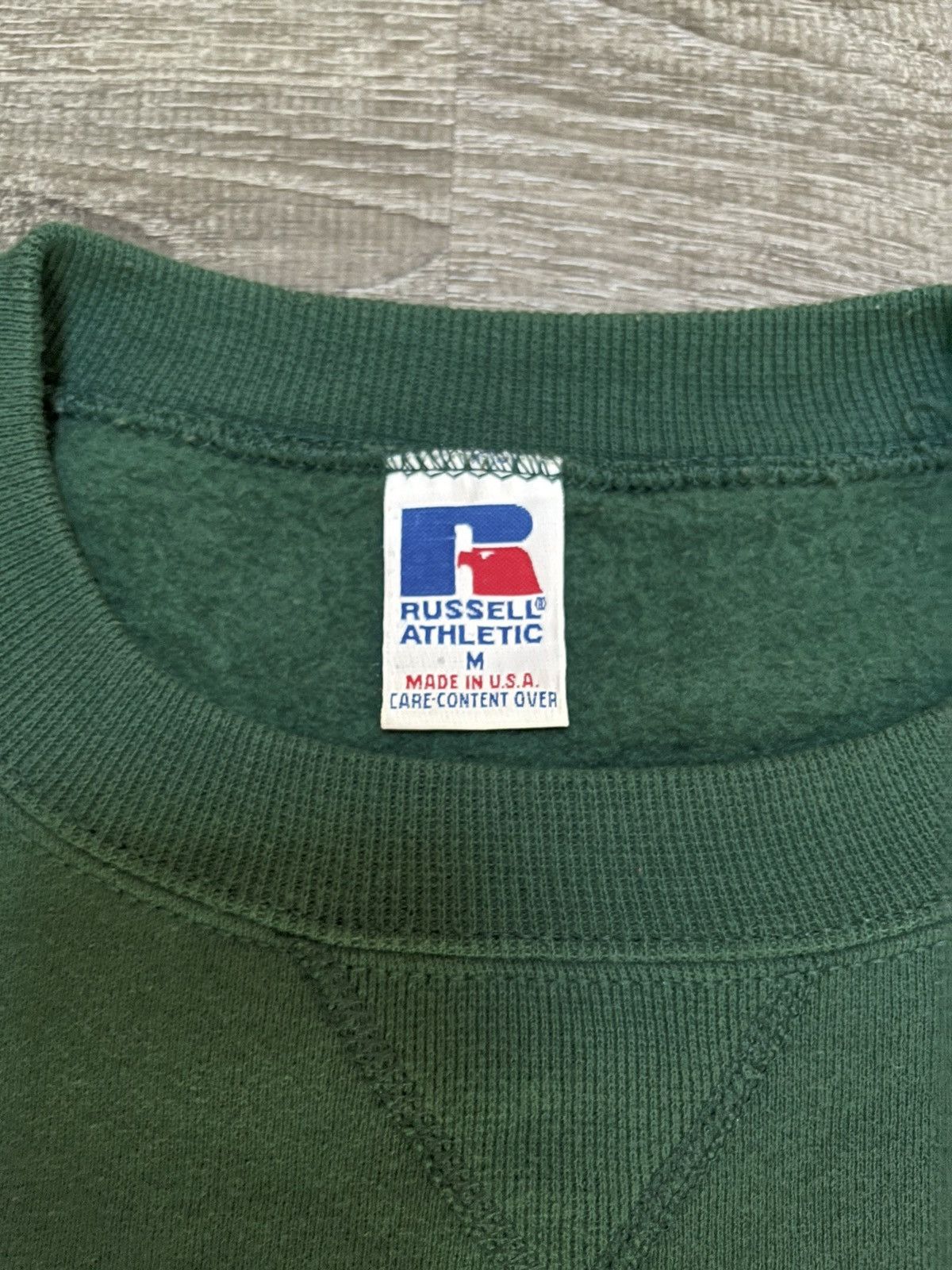 Russell Athletic × Vintage Vintage Russell Athletic Forest Green Crewneck Sweatshirt Size US M / EU 48-50 / 2 - 3 Thumbnail
