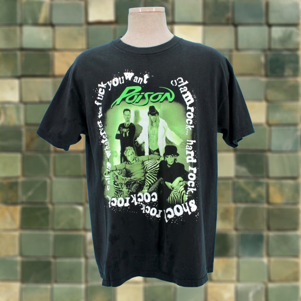 Hanes VINTAGE Poison Kick Ass 2001 Tour Band TShirt Mens L Size US L / EU 52-54 / 3 - 1 Thumbnail