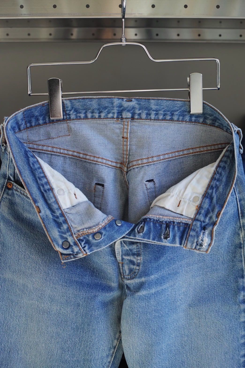Levi's 80s Levi’s 501 Red Line Size US 31 - 6 Thumbnail