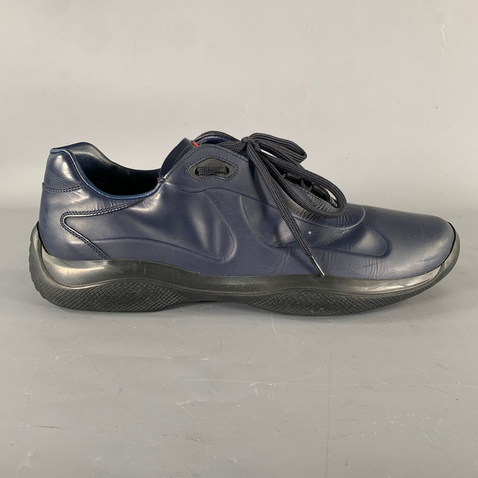 Prada Size 9 Navy Black Textured Leather Lace Up Sneakers Size US 9 / EU 42 - 2 Thumbnail