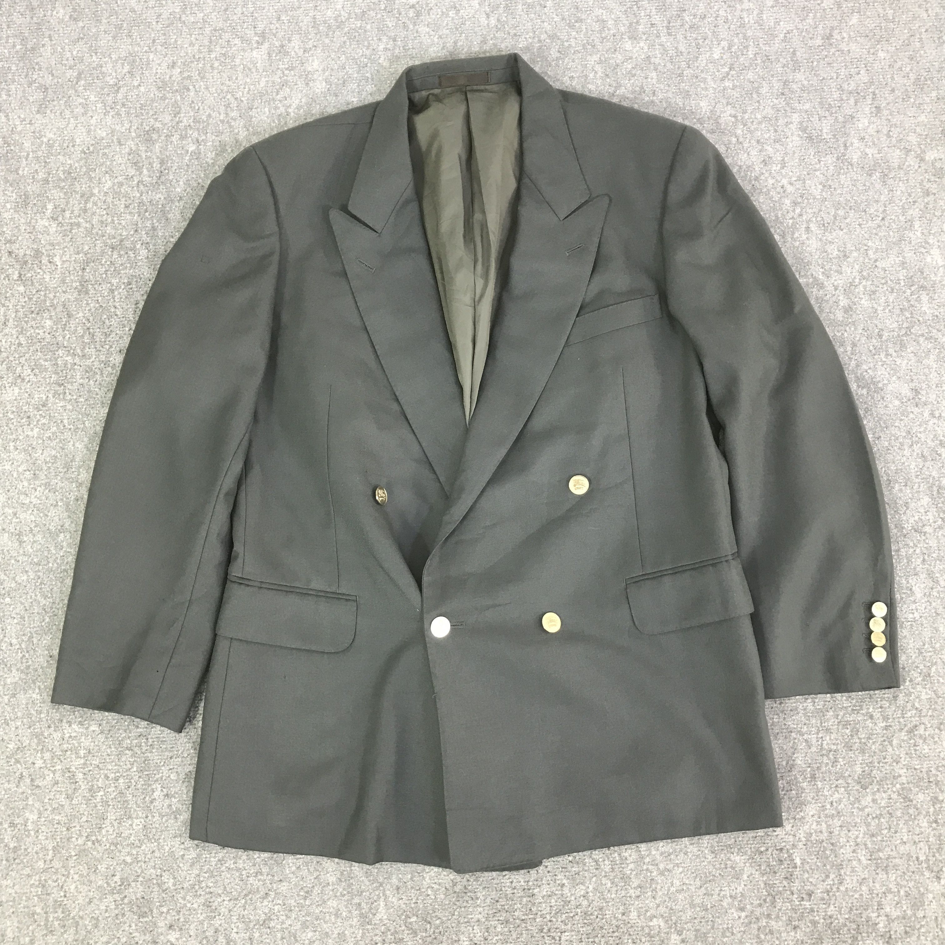 BURBERRY'S CLASSIC DOUBLE BREASTED BLAZER K111B19