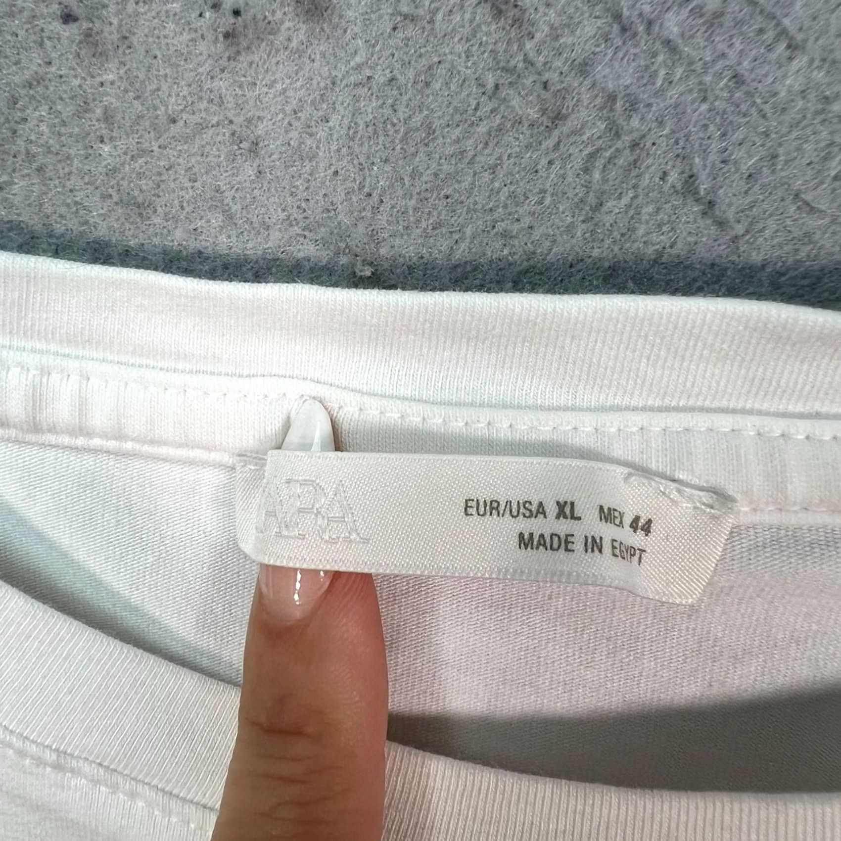 Zara Zara T-Shirt XL White Crewneck Lightweight Casual Basic Tee Raw Hem Womens Size Size XL / US 12-14 / IT 48-50 - 3 Thumbnail