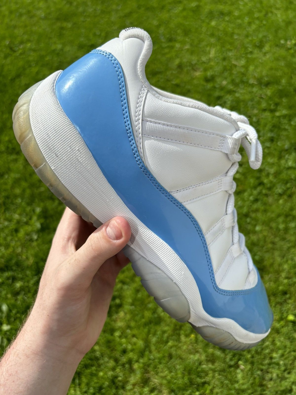 Jordan Brand Jordan 11 Retro Low UNC 2017 Size 13 Size US 13 / EU 46 - 1 Thumbnail