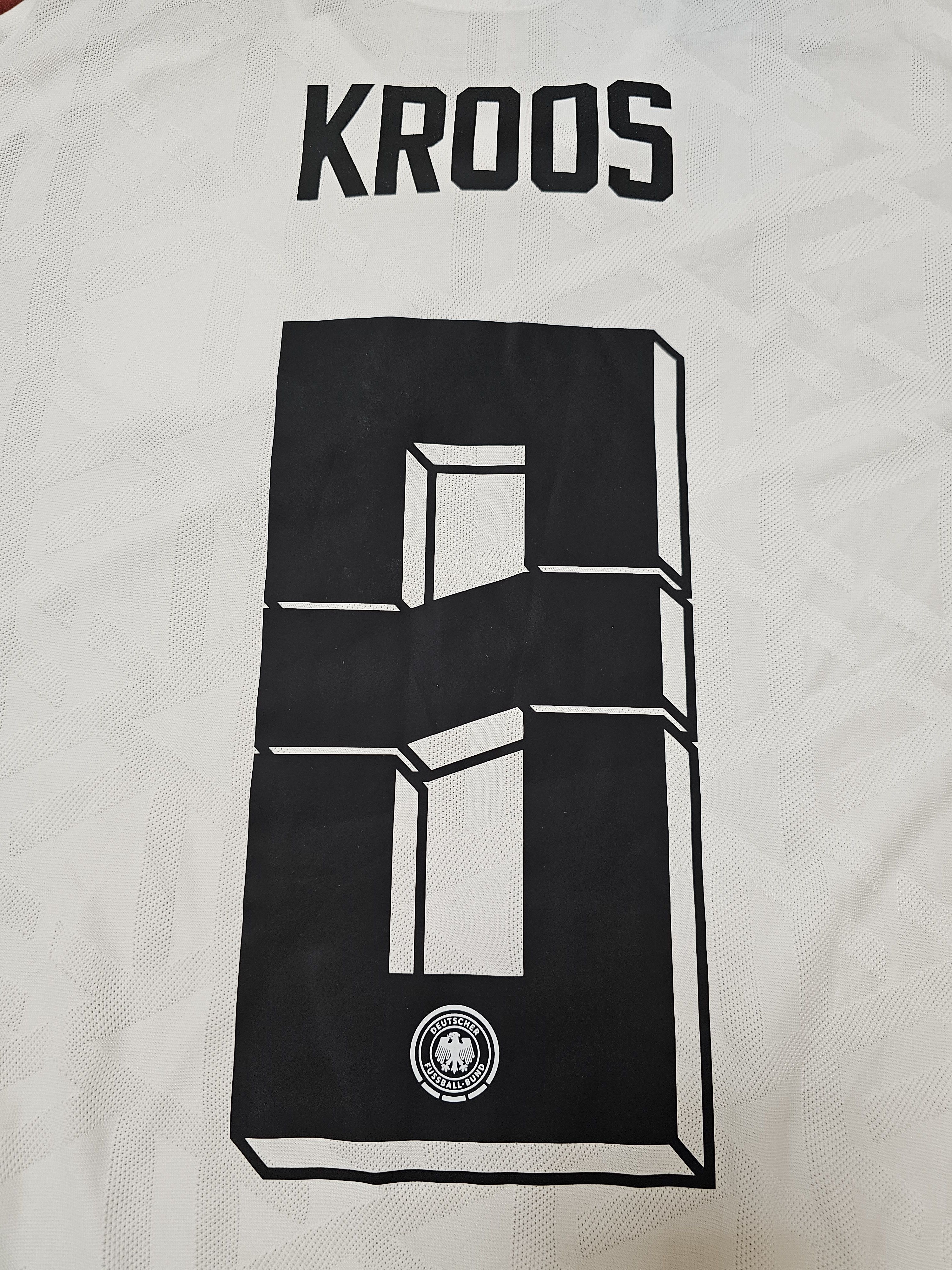 Adidas GERMANY 2024 HOME KROOS PLAYER VERSION FOOTBALL SHIRT SOCCER Size US M / EU 48-50 / 2 - 6 Thumbnail
