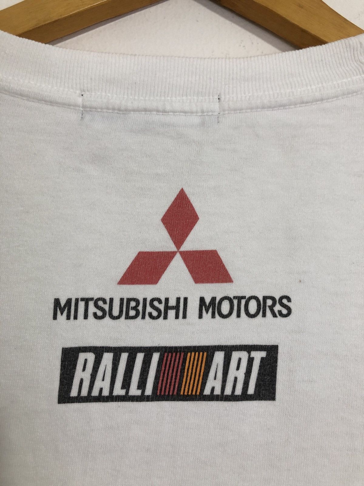 Vintage Vintage Dakar Pajero Mitsubishi Ralli art T-Shirt Size US L / EU 52-54 / 3 - 4 Thumbnail
