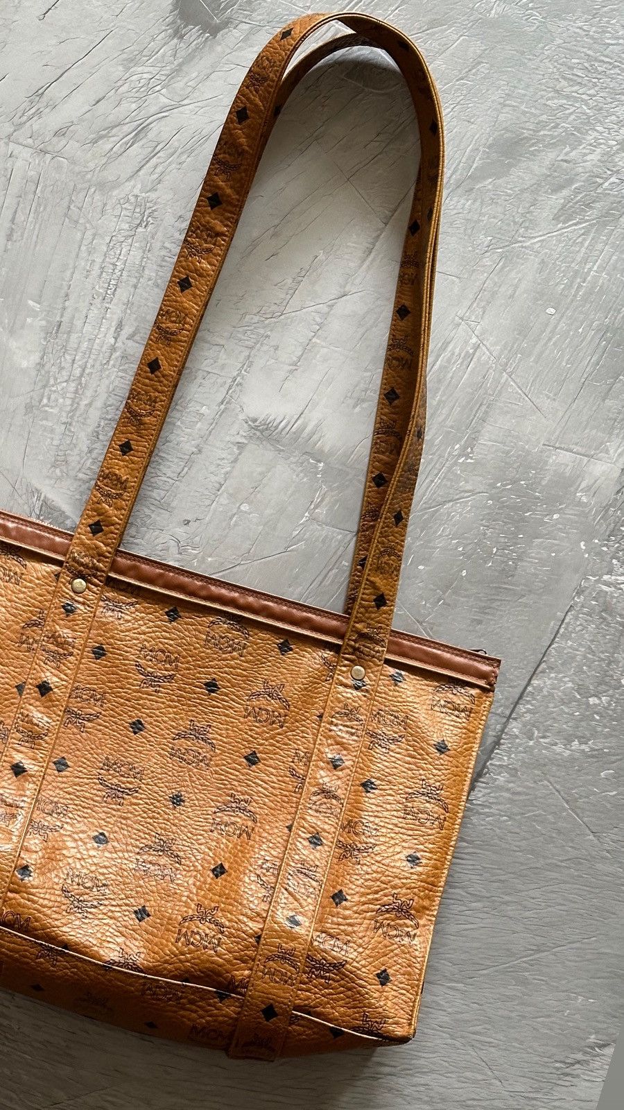 MCM × Vintage Vintage MCM 80S Cognac Monogram Shoulder Bag Size ONE SIZE - 8 Thumbnail