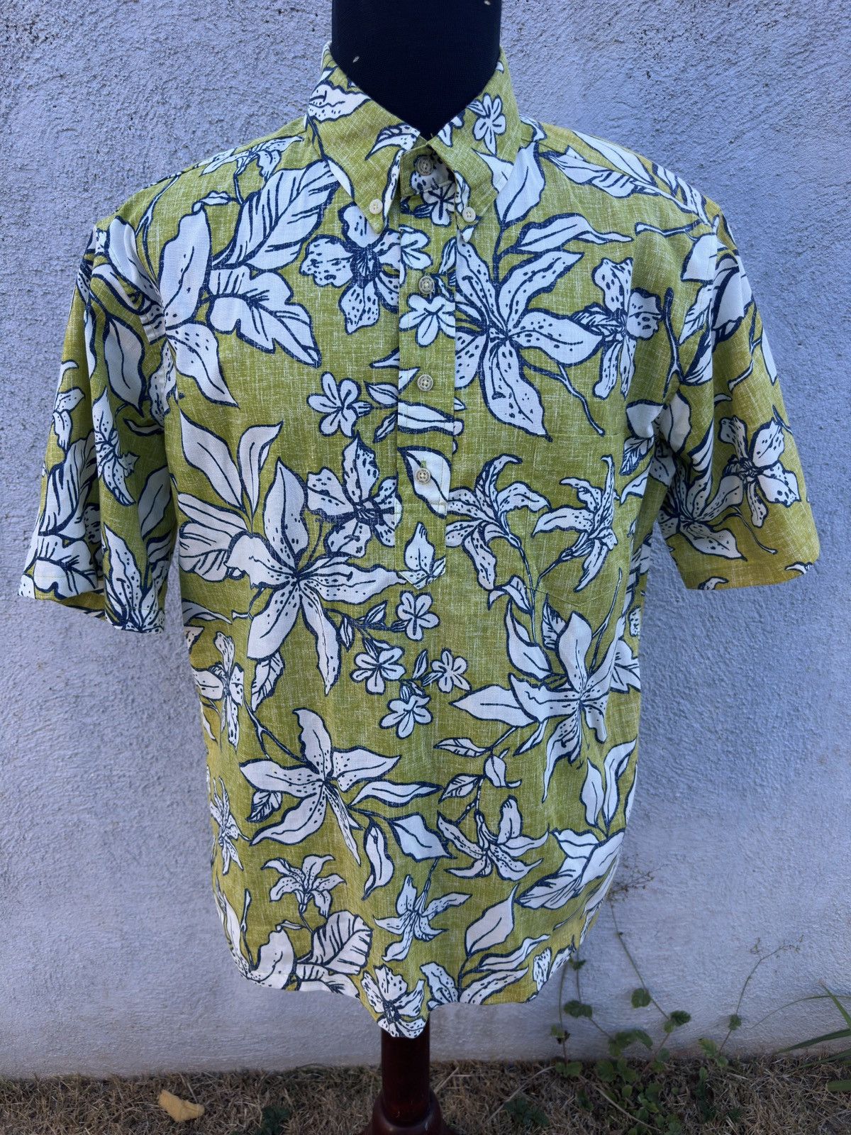 Reyn Spooner PreOwned Reyn Spooner Classic Green/White 3/4 Button Men's L Size US L / EU 52-54 / 3 - 1 Thumbnail