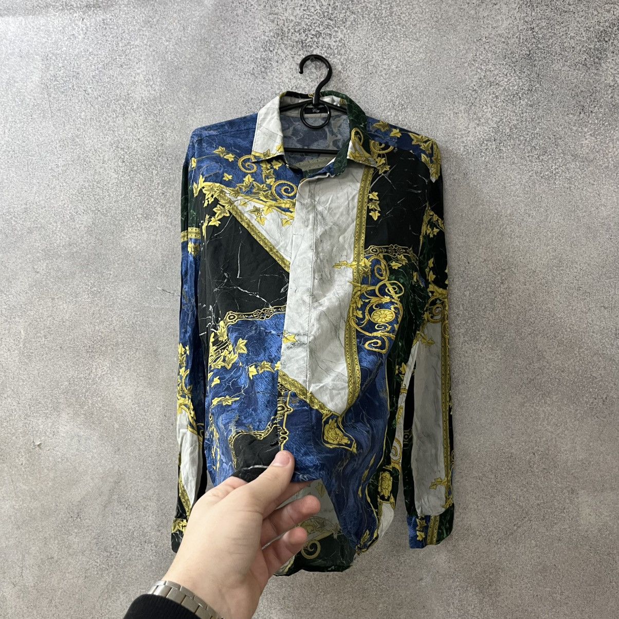 Versace Vintage Versace shirt Size US S / EU 44-46 / 1 - 7 Thumbnail