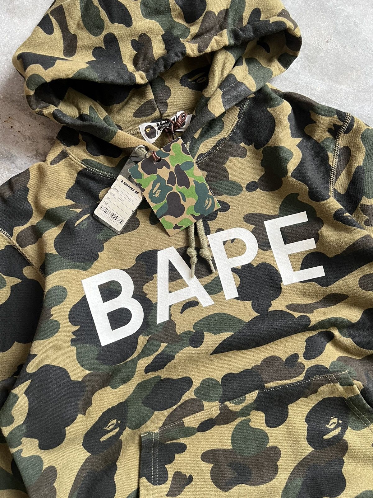 Bape Bape Hoodie Size US L / EU 52-54 / 3 - 5 Thumbnail