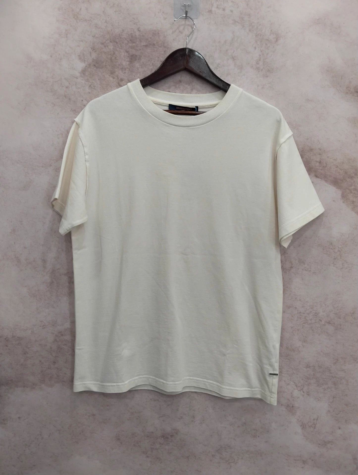 Louis Vuitton LV T-shirt Size S Size US S / EU 44-46 / 1 - 1 Thumbnail