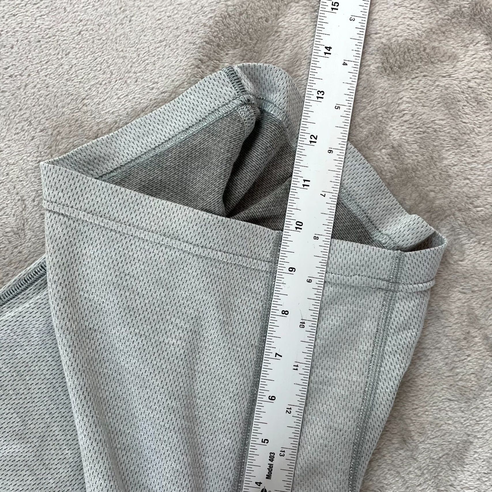 Lululemon Lululemon Athletic Shorts Men Medium Gray Drawstring Activewear Gym Yoga 10 in Inseam Pockets Athletic Size US 31 - 7 Thumbnail