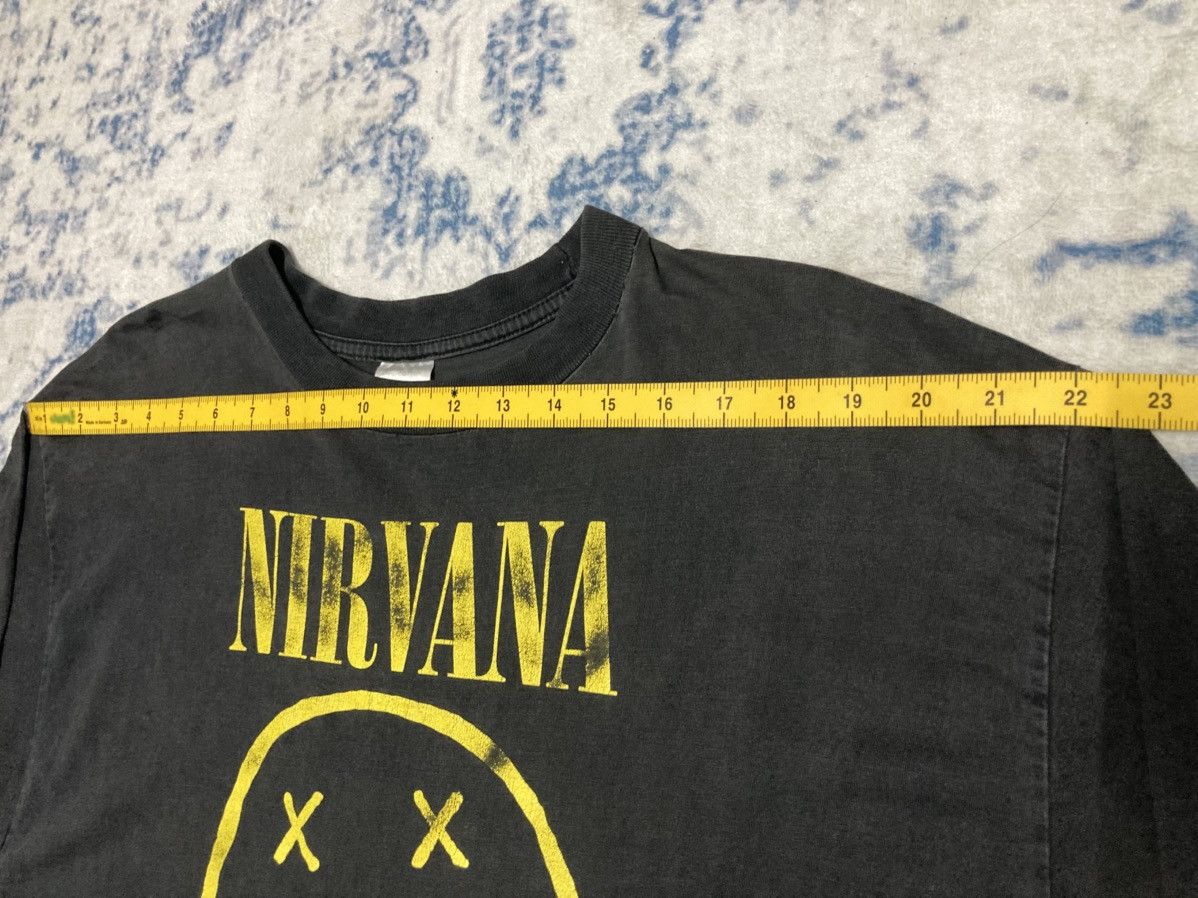 Nirvana Vintage 1992 Nirvana Smiley Face L/S T-Shirt Size US L / EU 52-54 / 3 - 16 Thumbnail