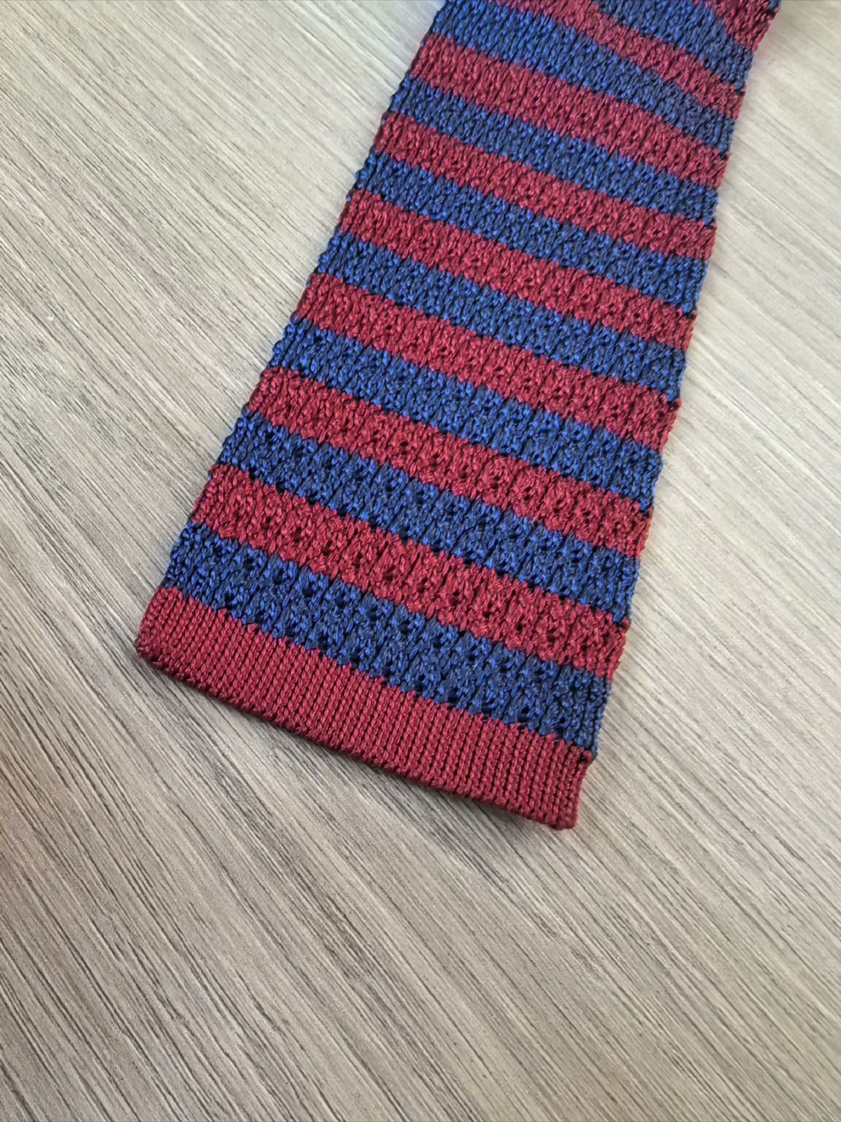 Gucci Gucci red striped spaceship tie Size ONE SIZE - 3 Thumbnail