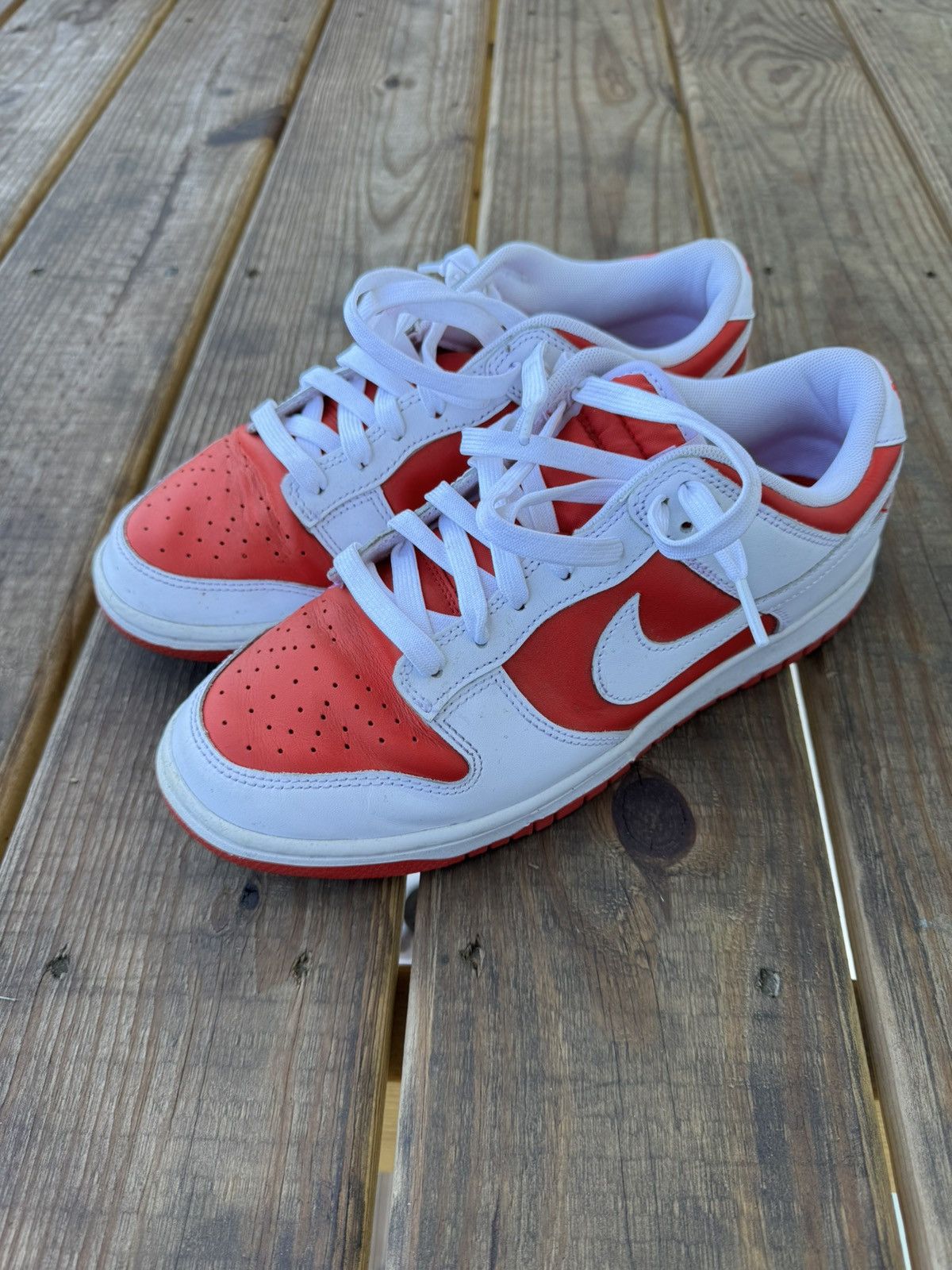 Nike Nike Dunk Low 'Championship Red' Size US 9 / EU 42 - 1 Thumbnail