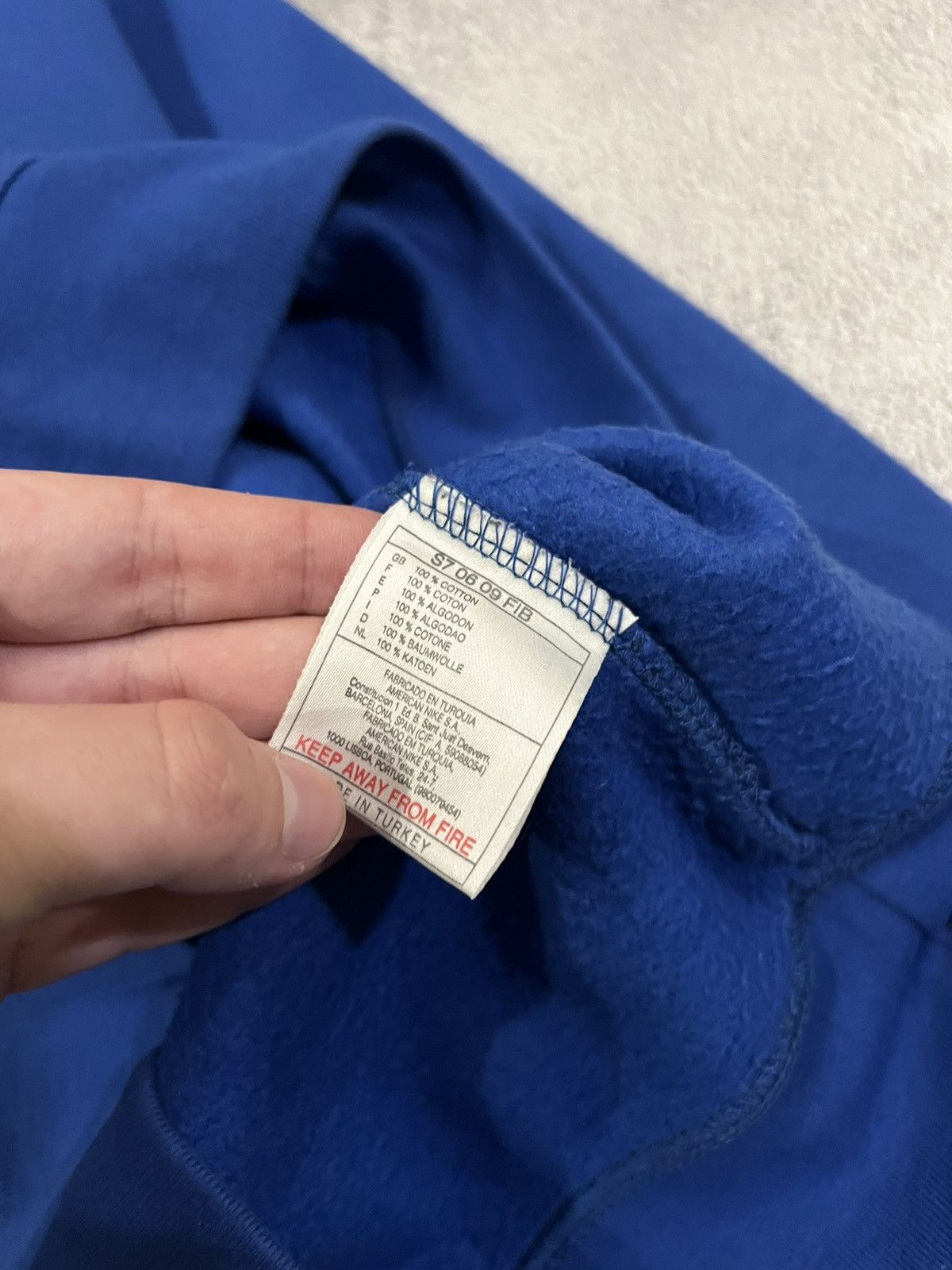 Nike × Vintage Vintage Y2k Nike 💙 Big Swoosh Logo Sweatshirt 90’s Size US L / EU 52-54 / 3 - 9 Thumbnail