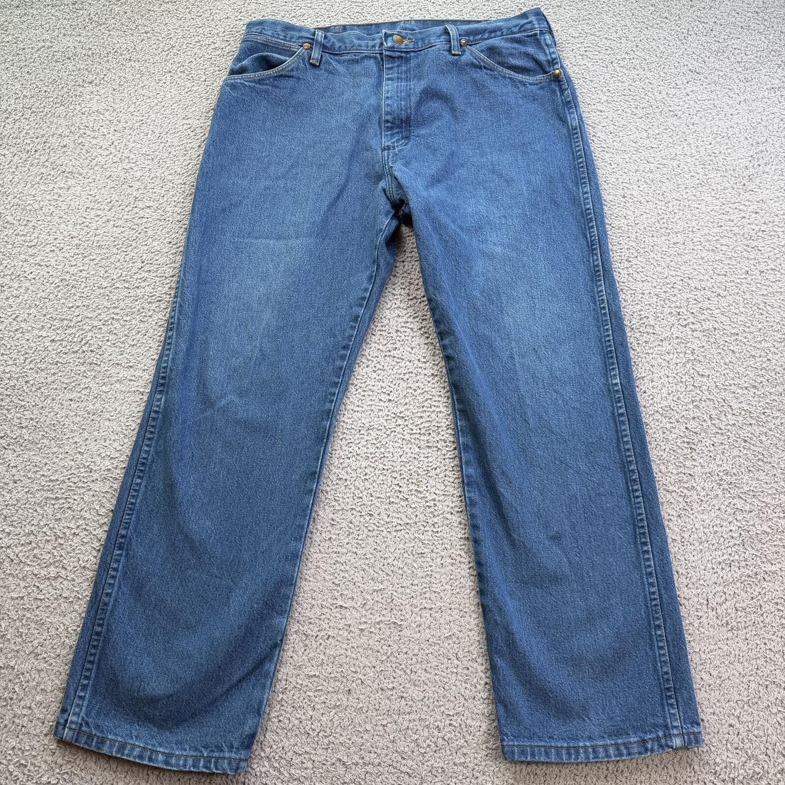Wrangler Vintage Wrangler 13MWZ Cowboy Cut Jeans 36x30 Western Denim Size US 36 / EU 52 - 1 Thumbnail