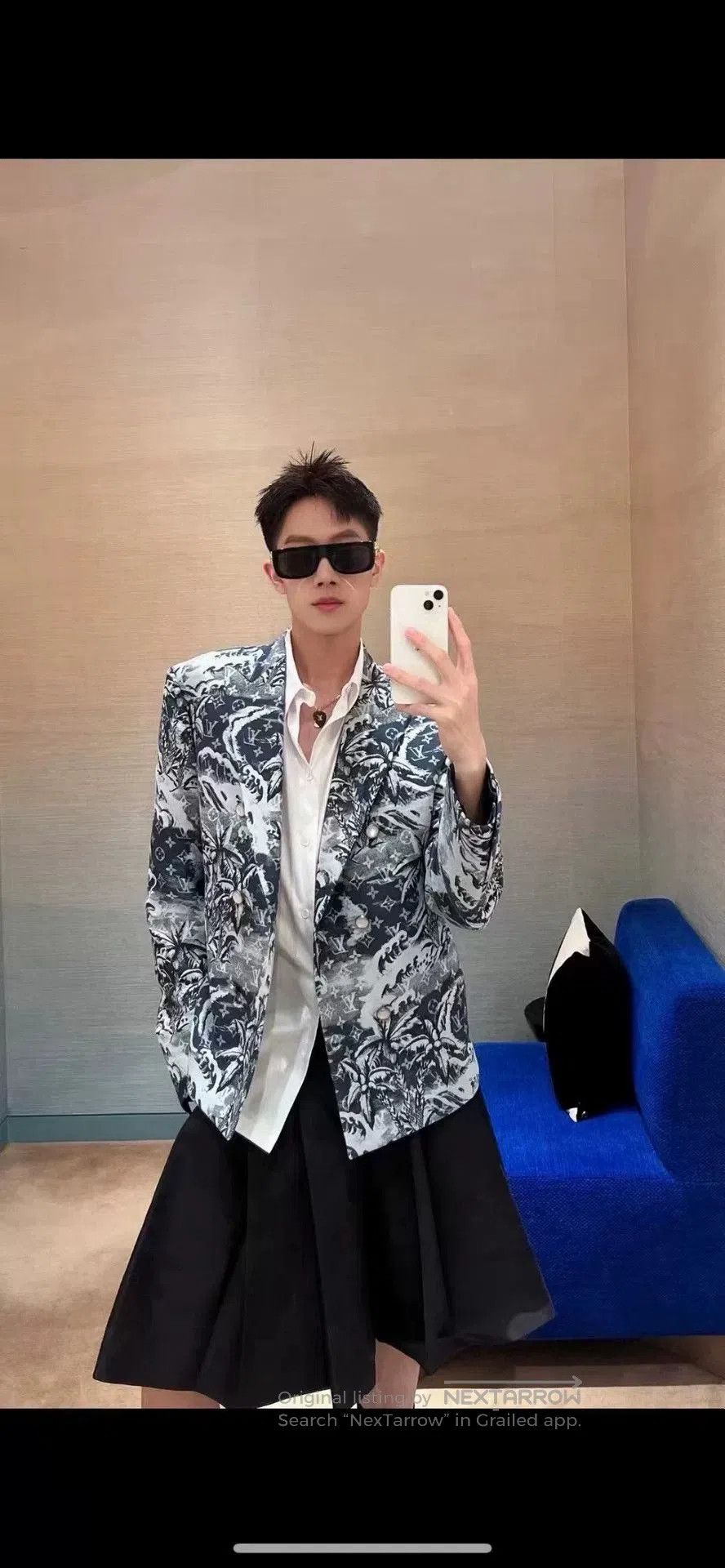 Louis Vuitton Louis Vuitton SS24 Men's Letter Print Jacket. Size US S / EU 44-46 / 1 - 6 Thumbnail